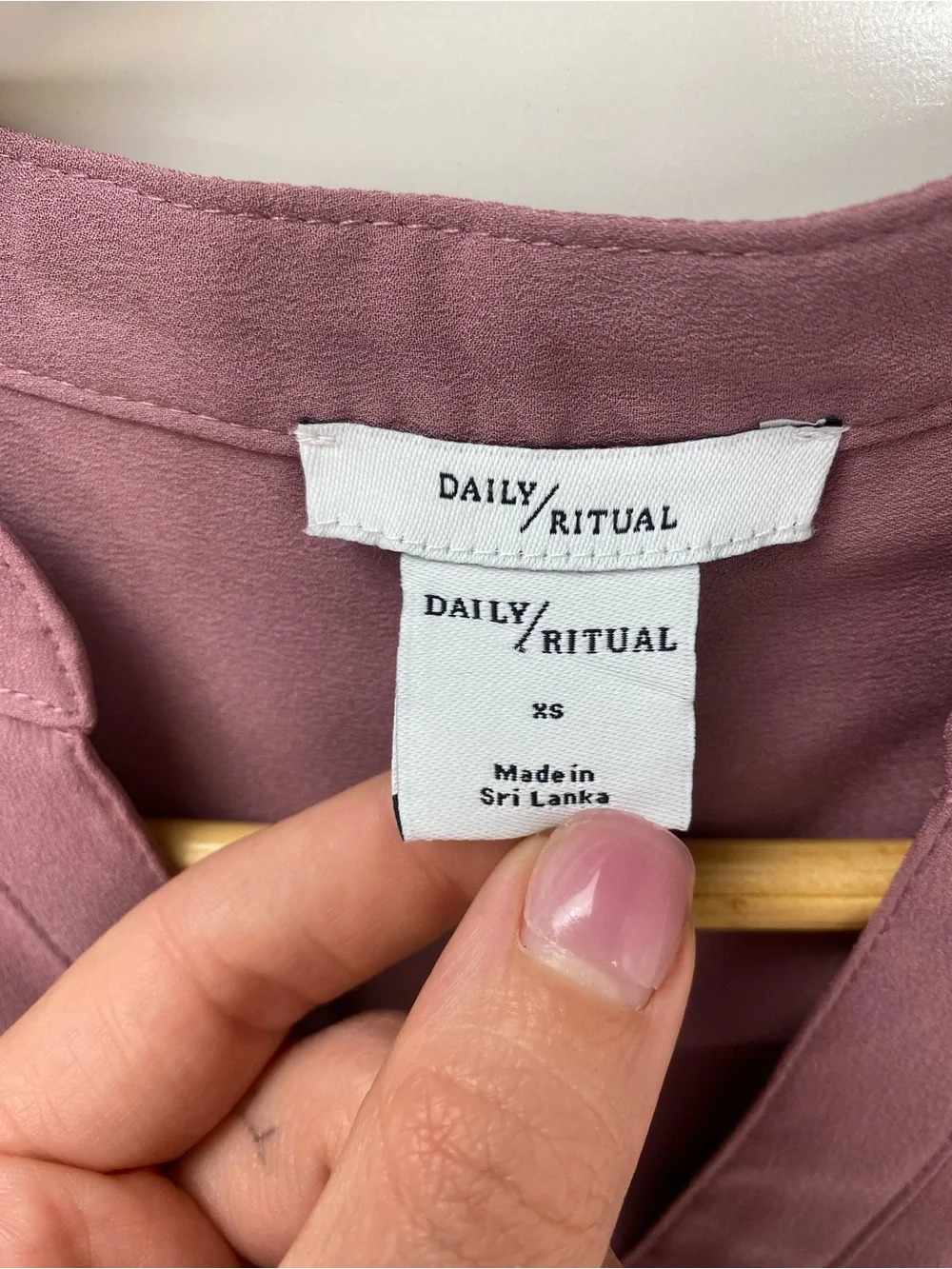 Daily Ritual Dusty Rose Long-Sleeve V-Neck Tunic Blouse - Picture 2 of 6
